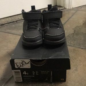Jordan sc-3 Black size 4c
